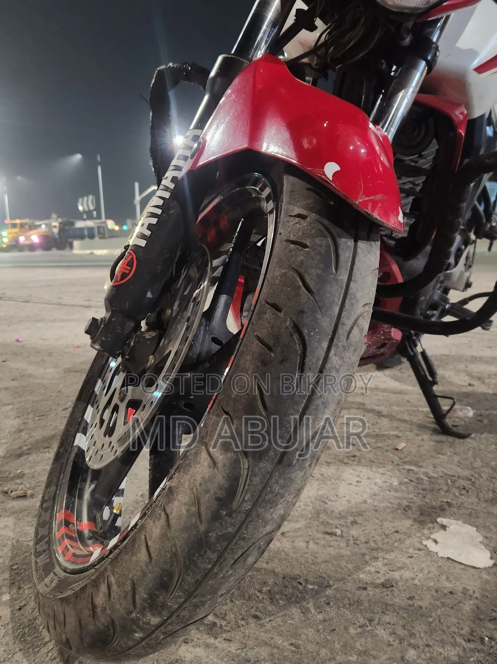 Yamaha FZ ২০১২ সাদা