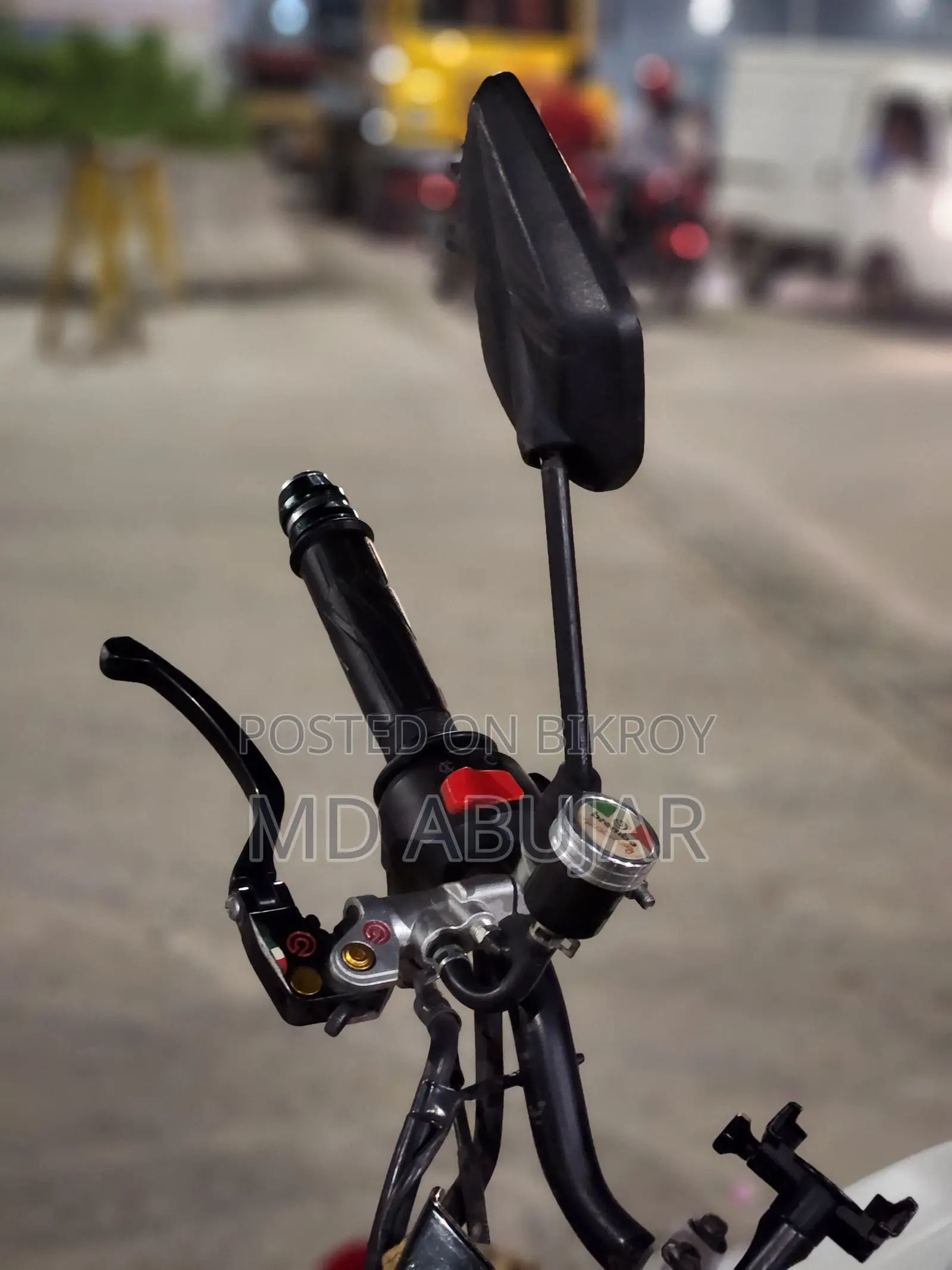 Yamaha FZ ২০১২ সাদা