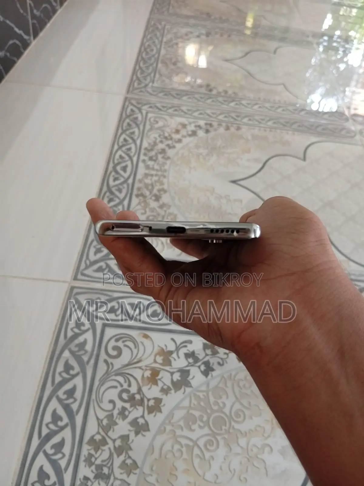 টেকনো ক্যামন ৪০ প্রো ৪জি ২৫৬ জিবি ব্রোঞ্জ