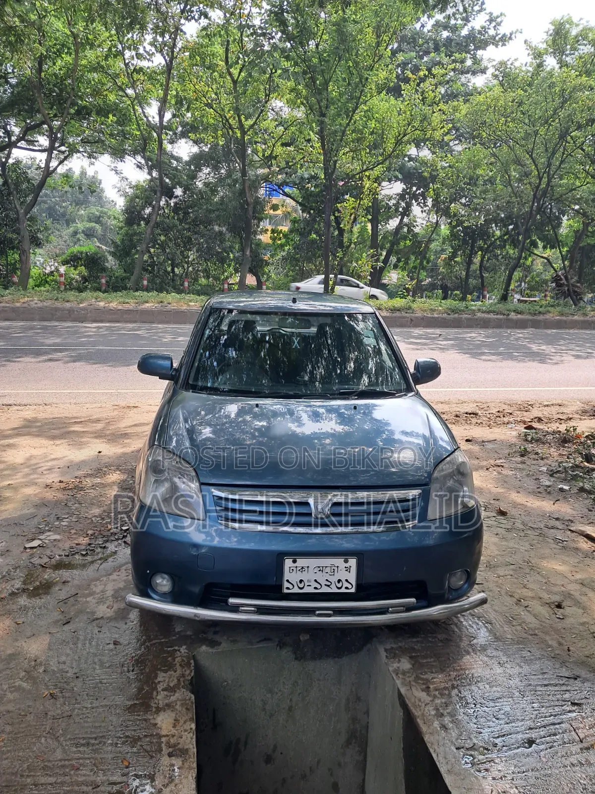 সুজুকি সুইফট স্পোর্ট ২০১১ গ্রে