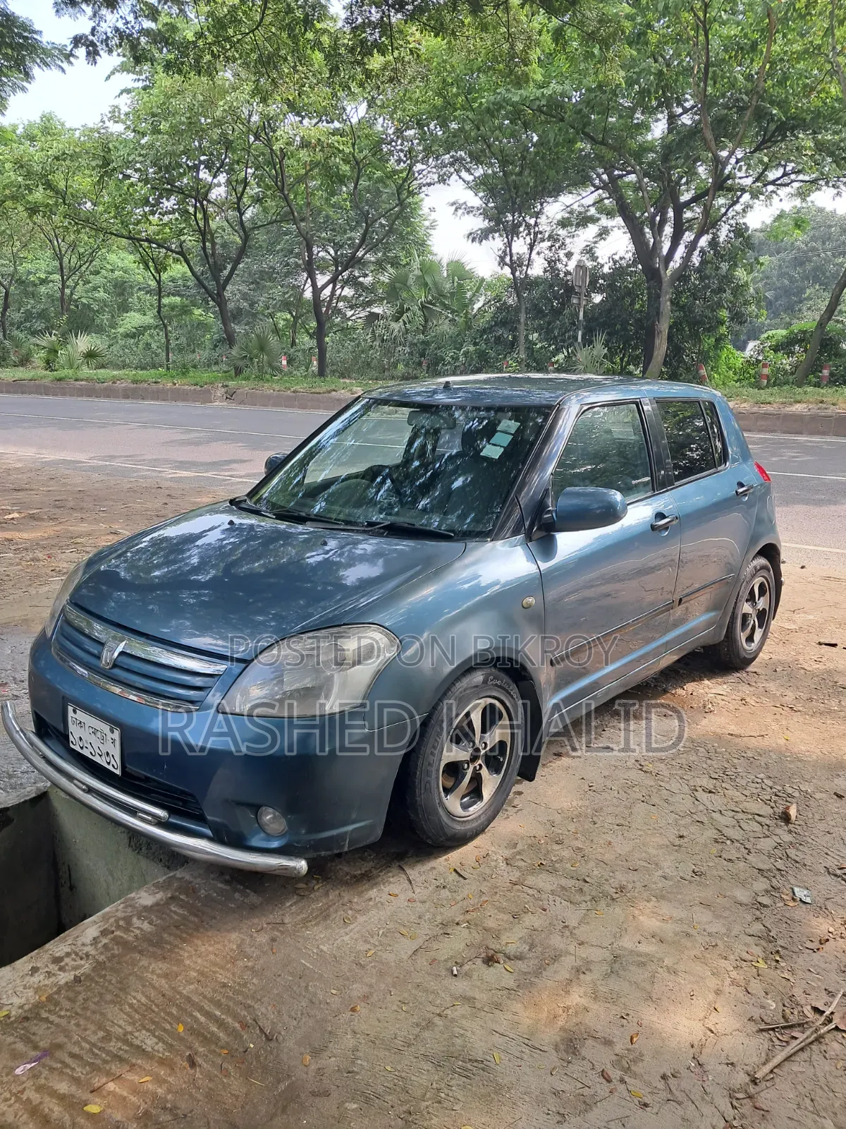 সুজুকি সুইফট স্পোর্ট ২০১১ গ্রে