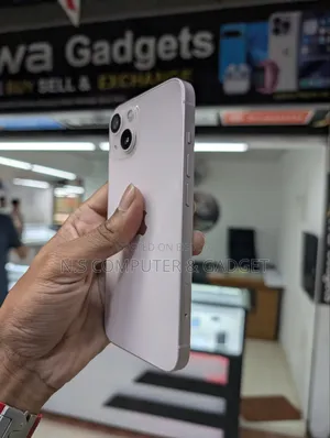 Apple iPhone 13 256 GB Pink