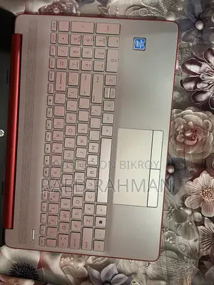 Laptop HP 15-dw0037wm 8GB Intel Pentium SSD 512GB
