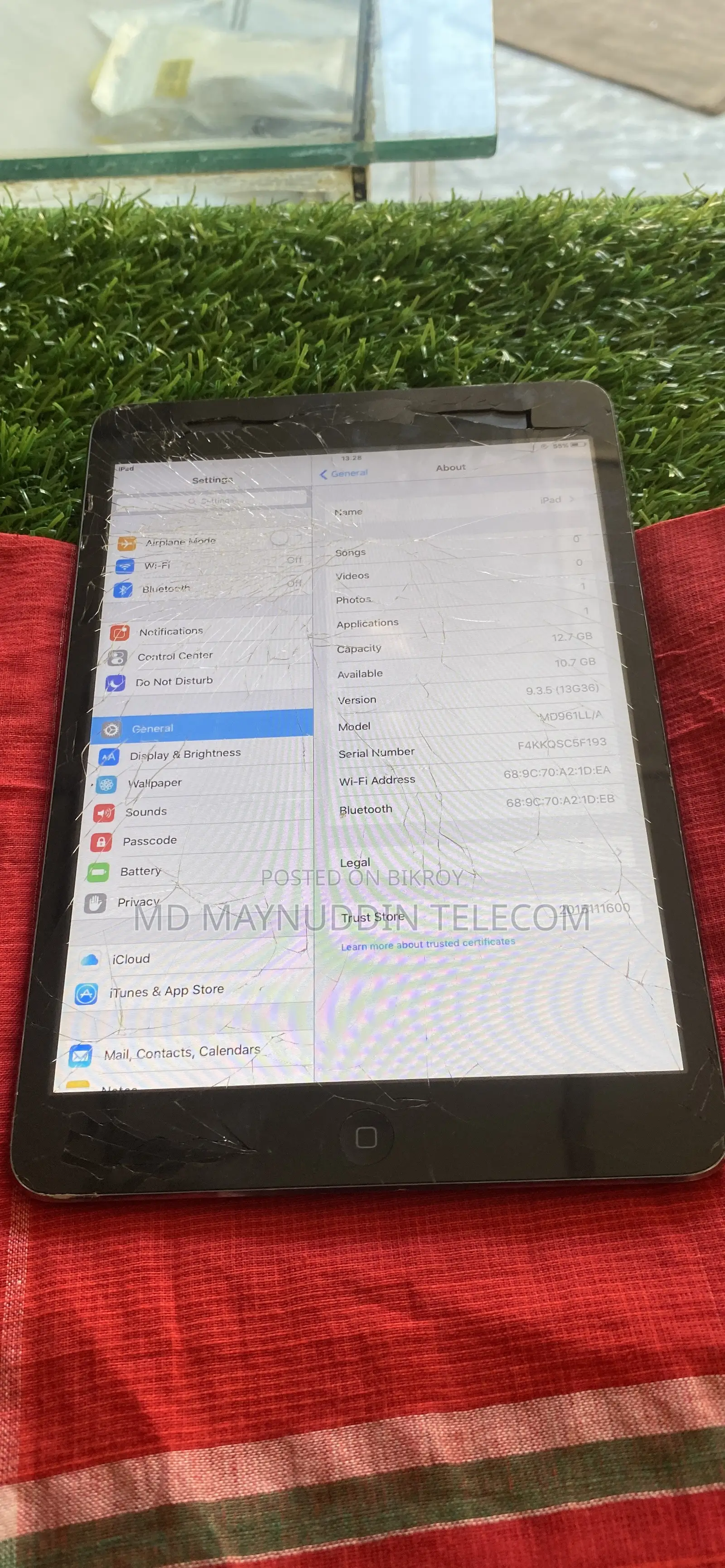 Apple iPad mini Wi-Fi 16 GB Black