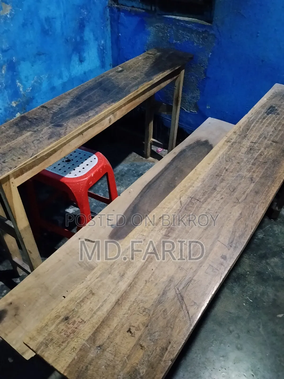 2 Benches of 3.5/3 feet will be sold.