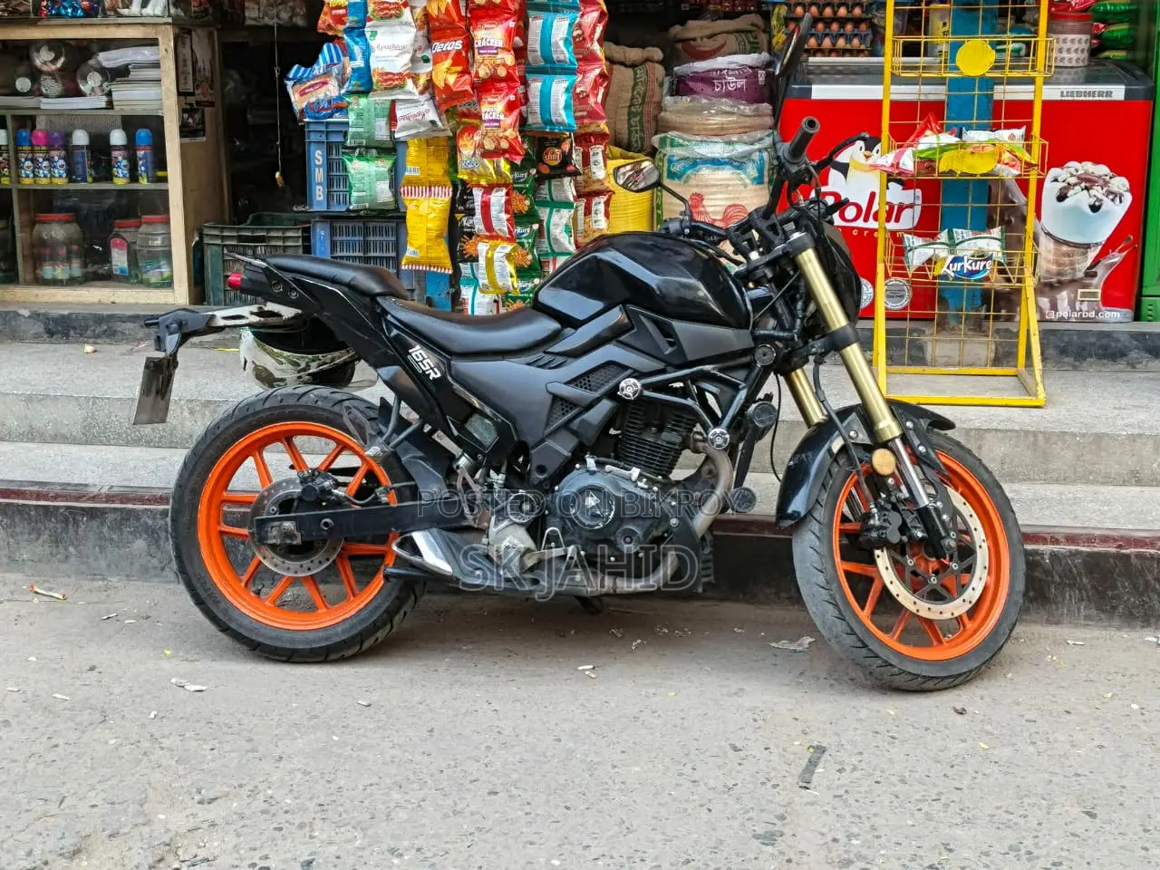 রানার বোল্ট ১৬৫আর ২০১৯ কালো