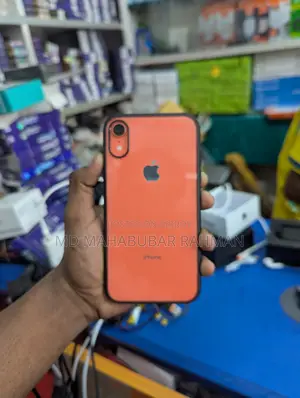 Apple iPhone XR 64 GB Red