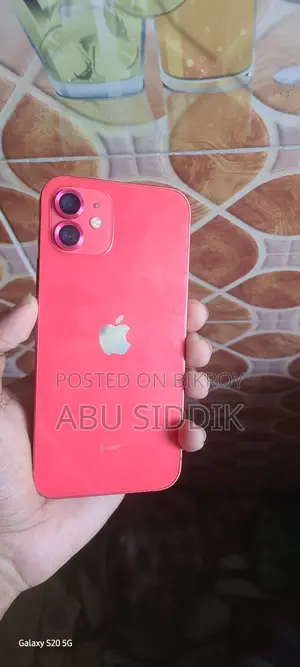 Apple iPhone 12 64 GB Red