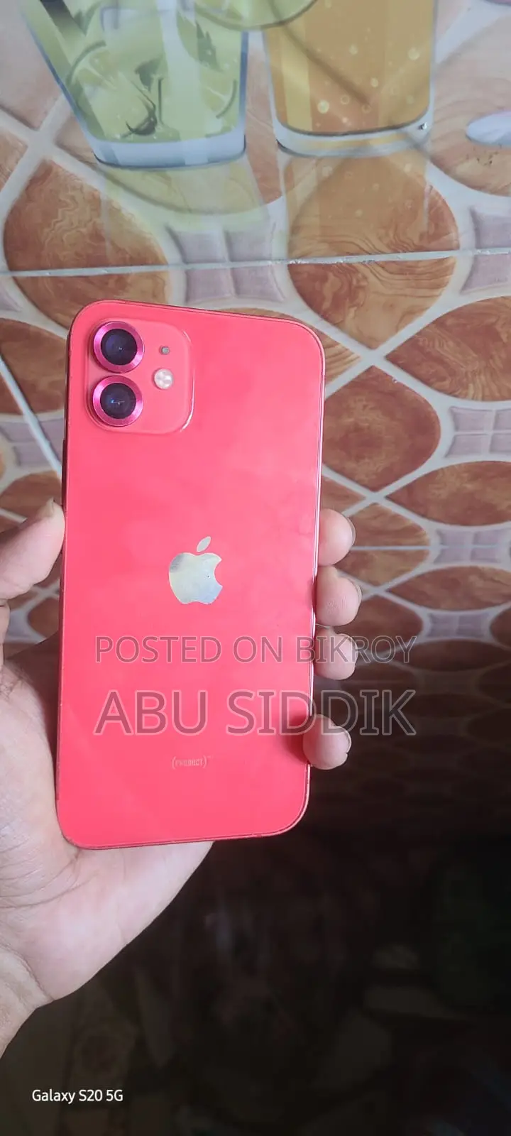Apple iPhone 12 64 GB Red