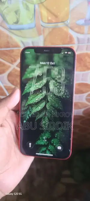 Apple iPhone 12 64 GB Red