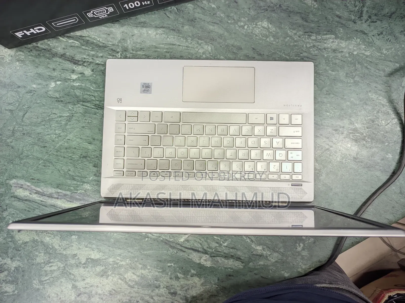 Laptop HP Pavilion 14-ce3064st 8GB Intel Core i5 SSD 256GB
