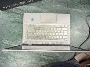 Laptop HP Pavilion 14-ce3064st 8GB Intel Core i5 SSD 256GB
