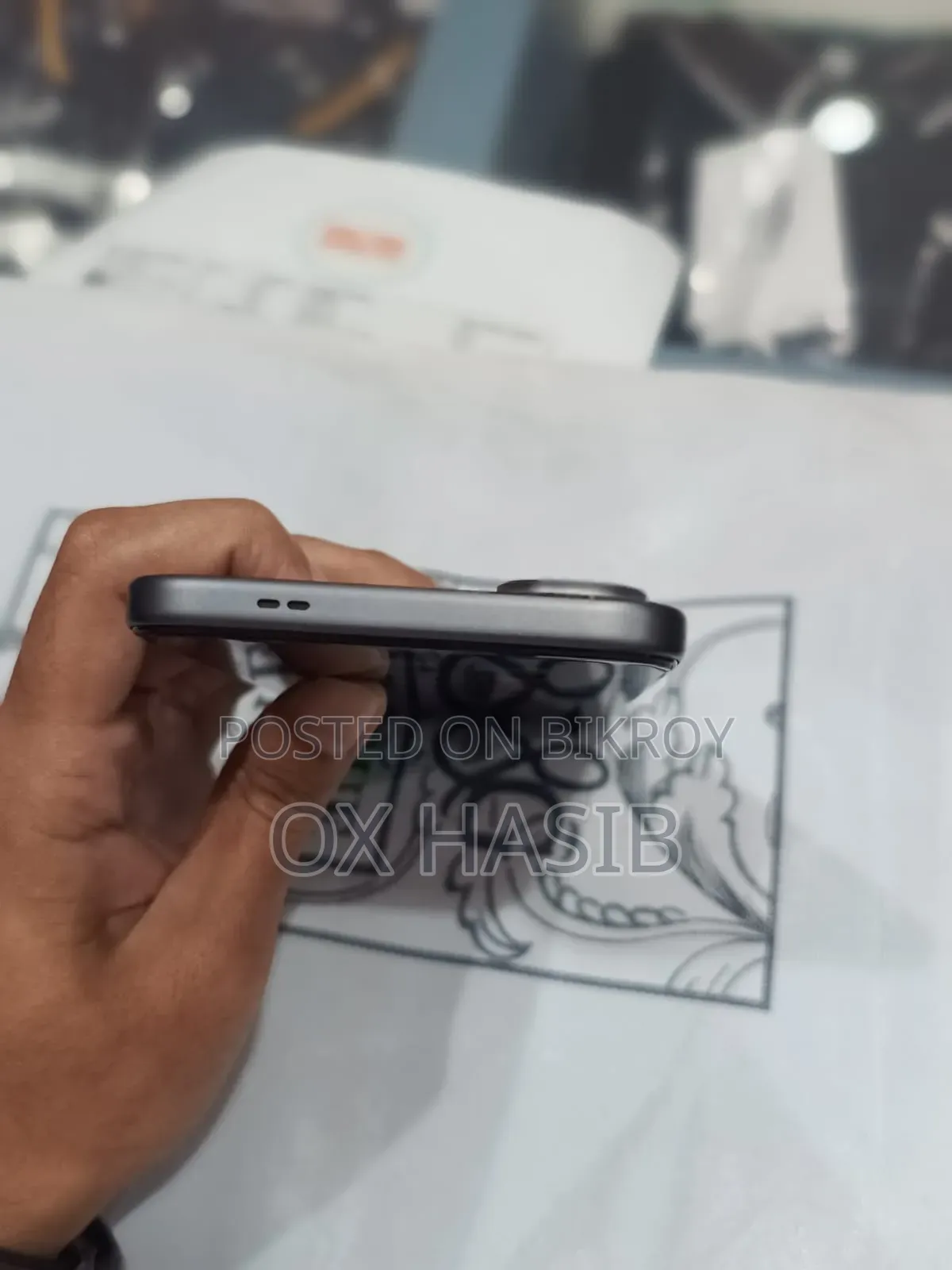 New Infinix Hot 70 128 GB Black