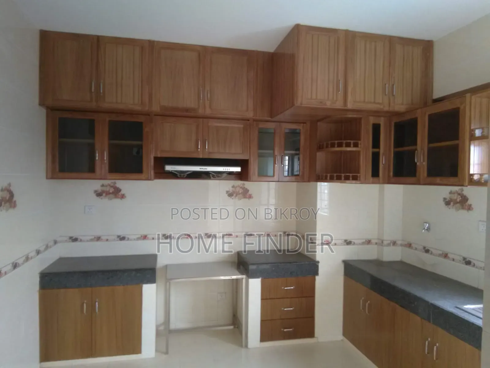 4 Bedroom Apartment in Gulshan for rent