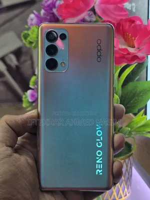 অপো রেনো ৫ প্রো ৫জি ২৫৬ জিবি গোল্ড