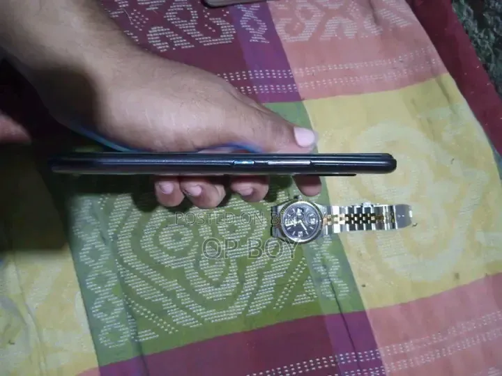 টেকনো স্পার্ক ৬.০ ৬৪ জিবি কালো