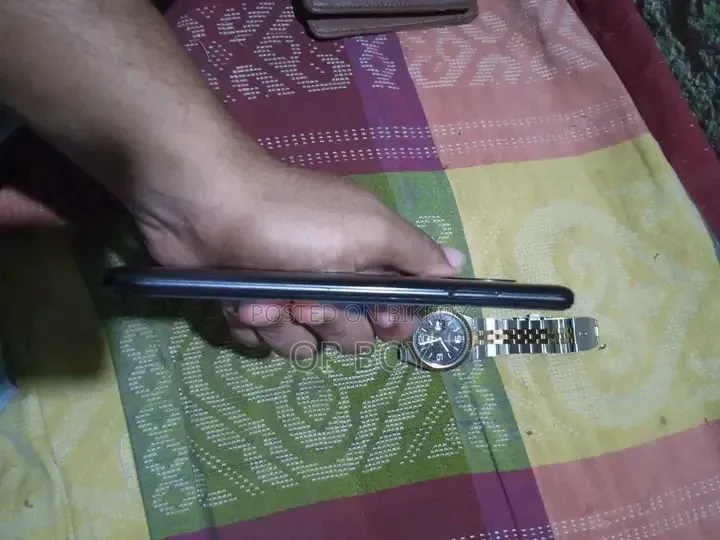 টেকনো স্পার্ক ৬.০ ৬৪ জিবি কালো