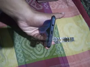 টেকনো স্পার্ক ৬.০ ৬৪ জিবি কালো