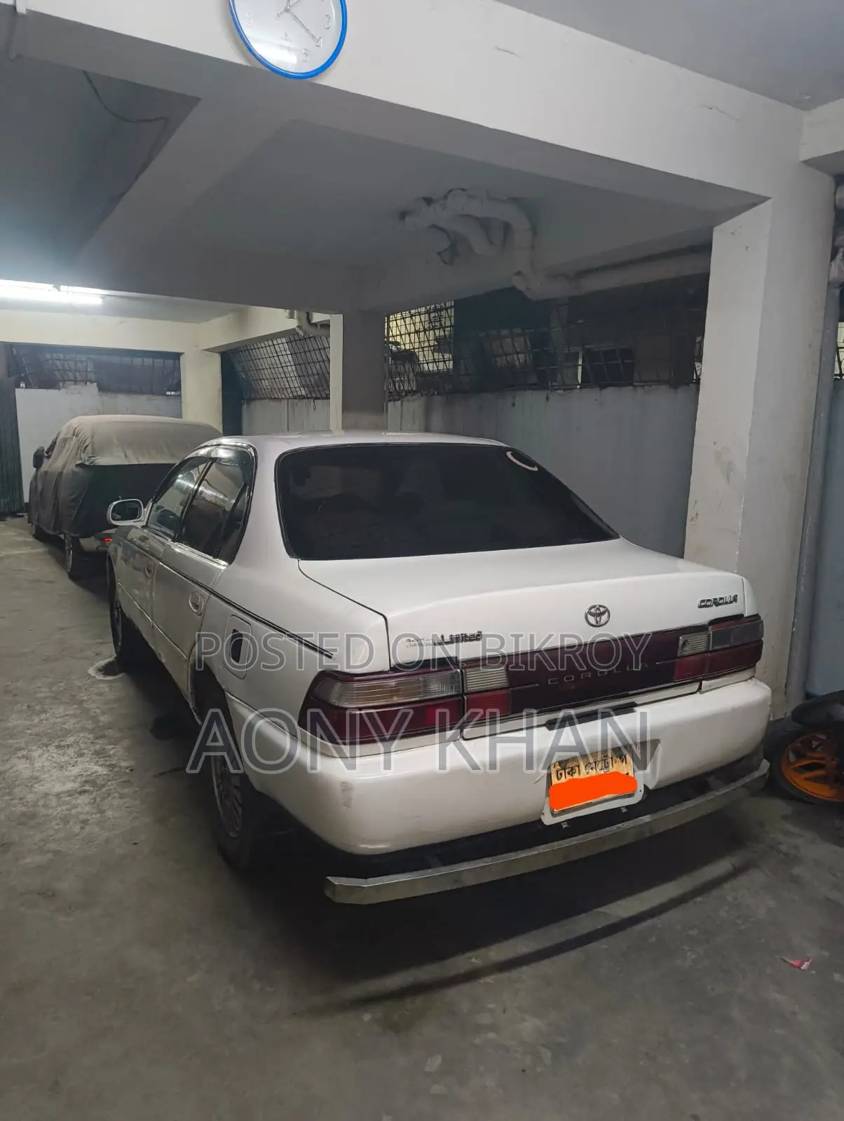 Toyota Corolla Sedan 1992 White