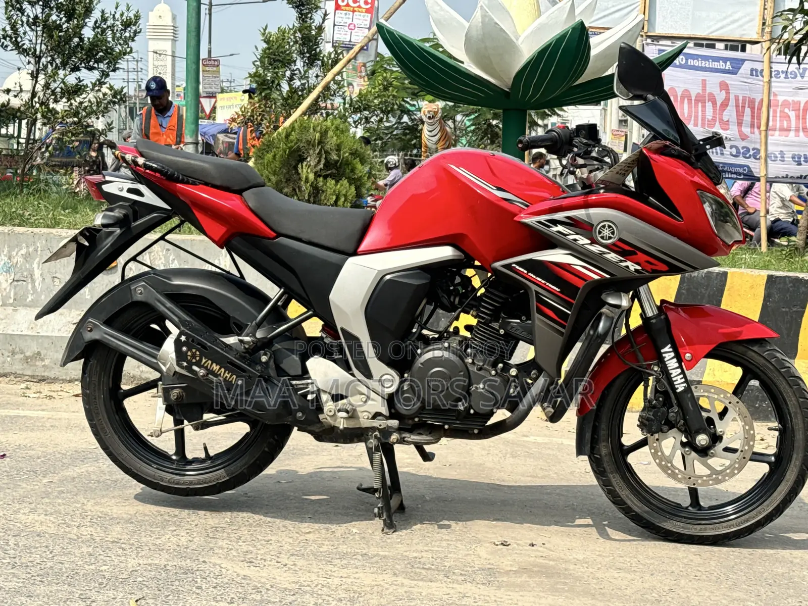Yamaha Fazer FI V2 2024 Red