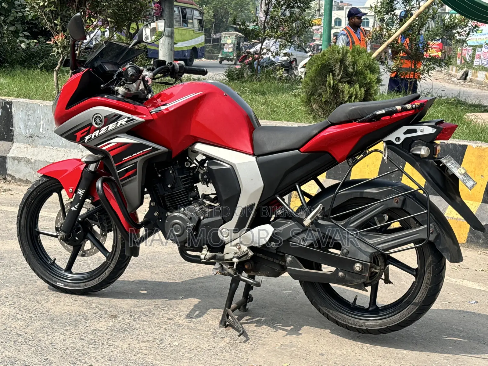 Yamaha Fazer FI V2 2024 Red