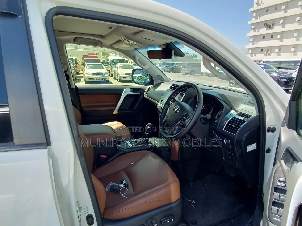 Toyota Land Cruiser Prado 2.7 2022 Pearl