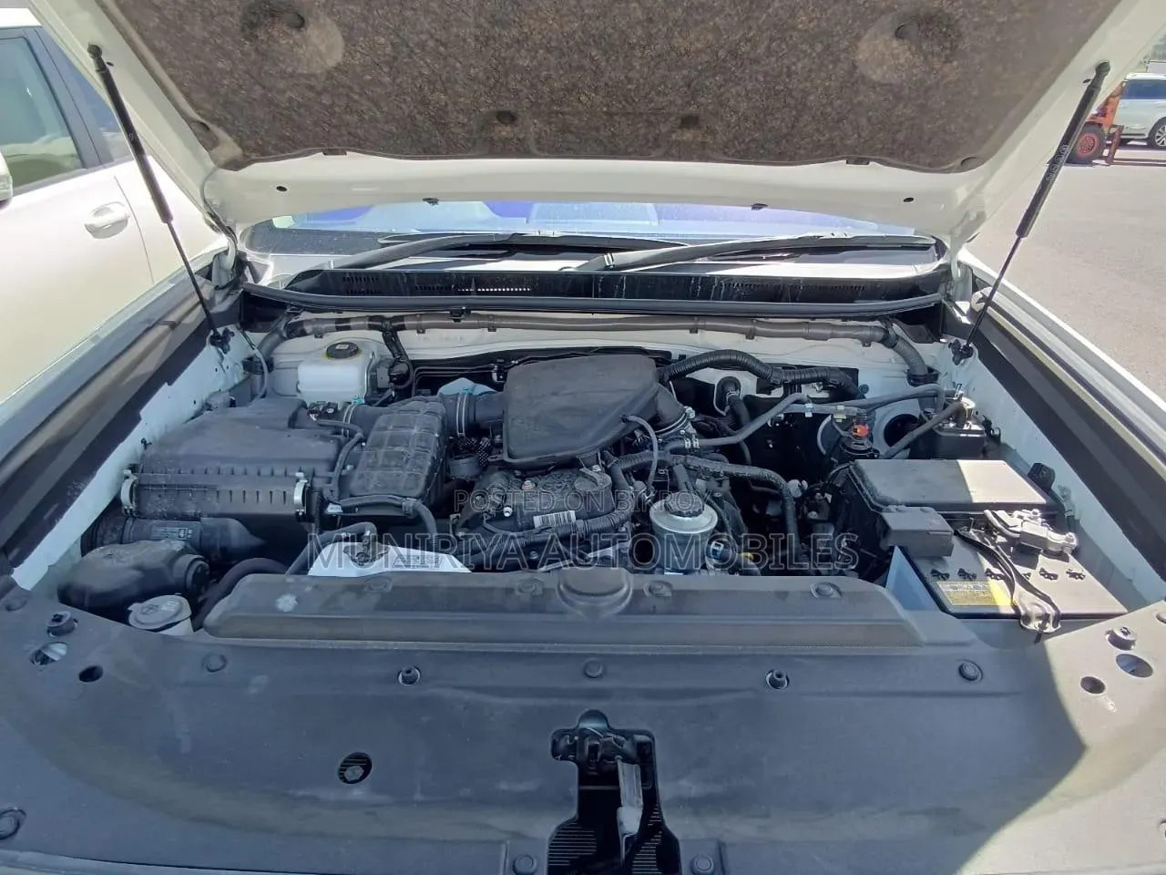 Toyota Land Cruiser Prado 2.7 2022 Pearl