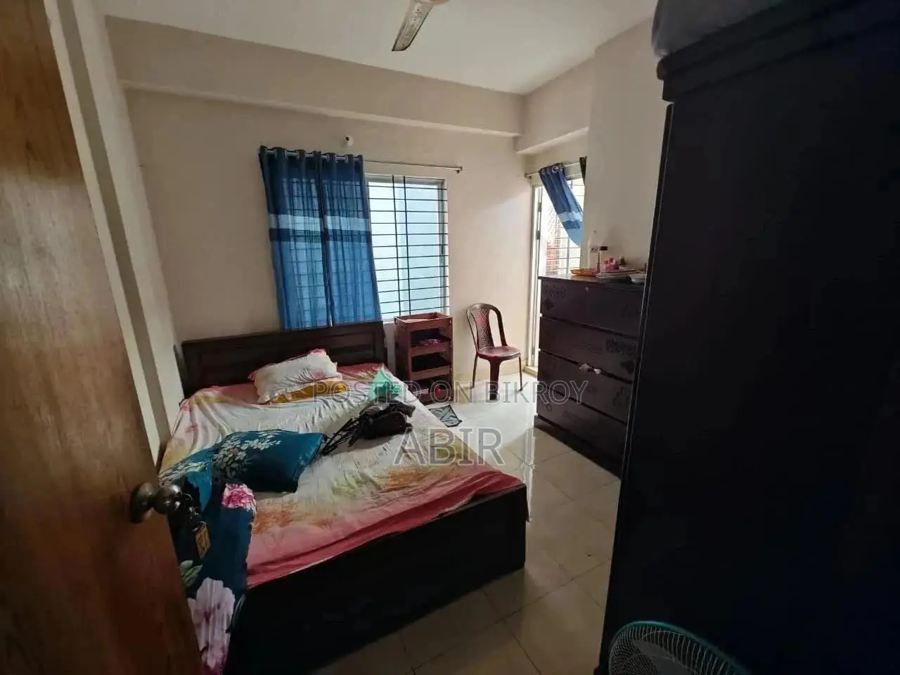 ইত্তাদির মোড়, মোহাম্মদপুরে ভাড়ার জন্যfurnished ৩-বেডরুম রুম এবং পার্লার