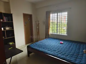 ইত্তাদির মোড়, মোহাম্মদপুরে ভাড়ার জন্যfurnished ৩-বেডরুম রুম এবং পার্লার