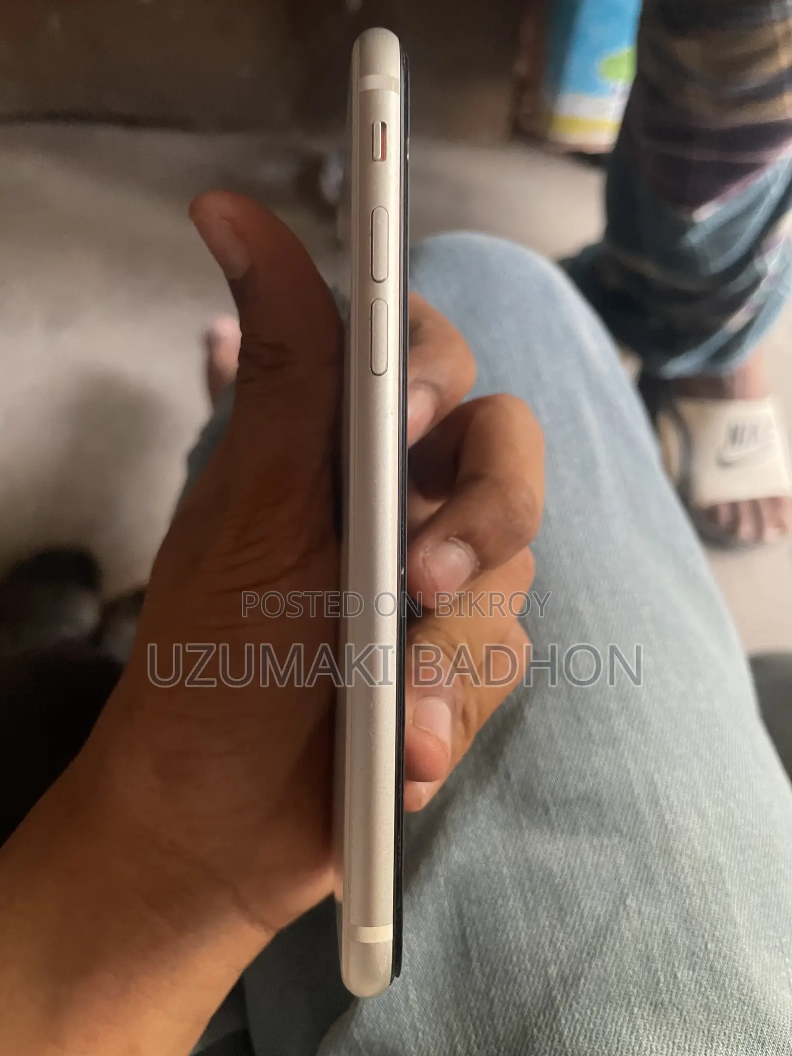 নিউ অ্যাপল আইফোন এসই (২০২০) ৬৪ জিবি হোয়াইট