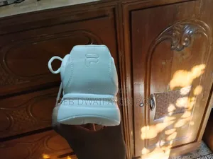নতুন জুতো