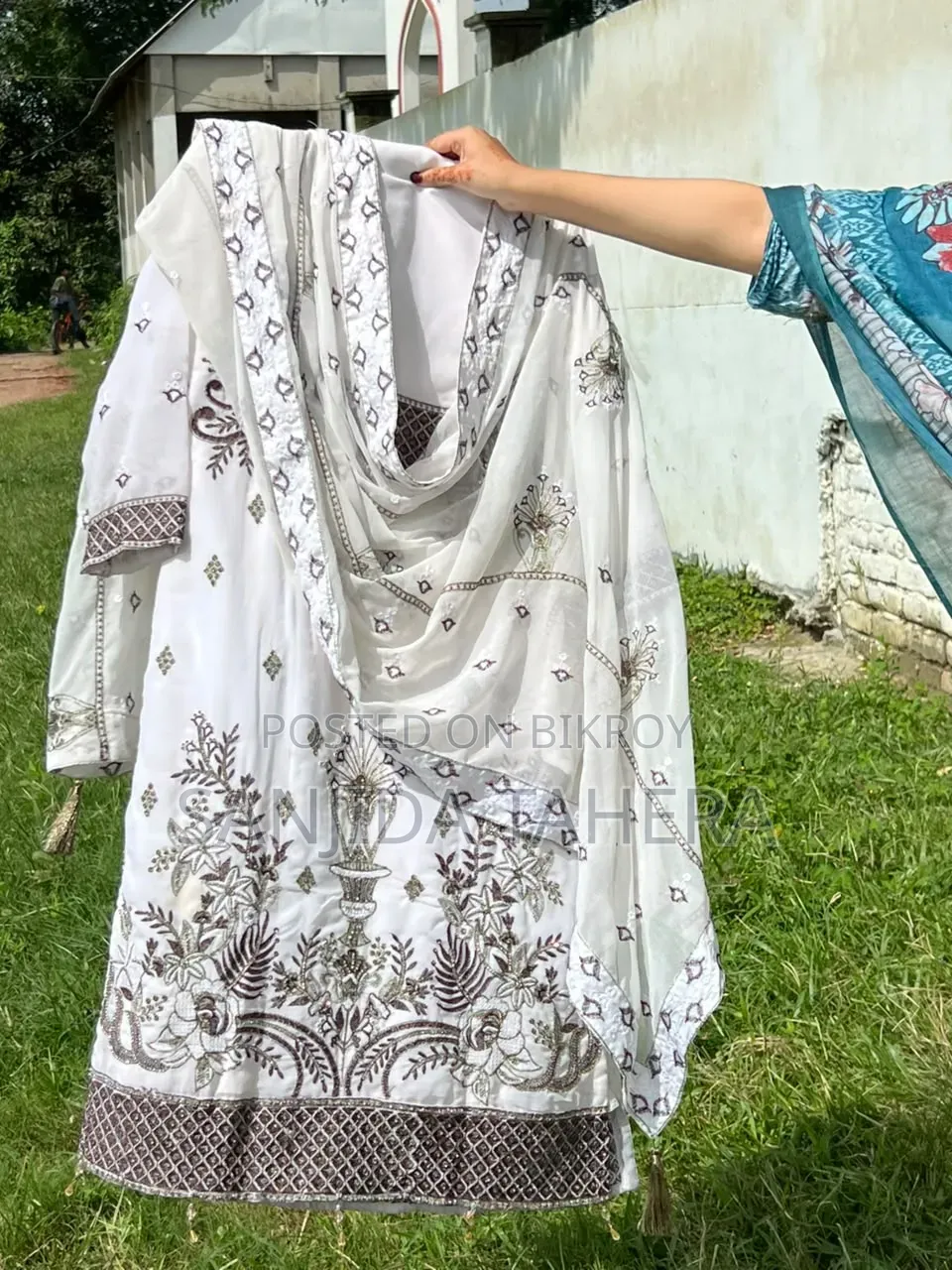 Party 3 Piece for Sale