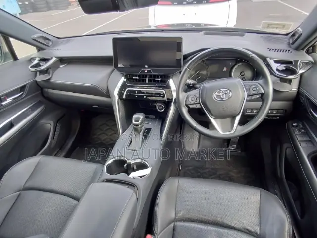 Toyota Harrier 2021 Black