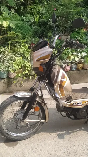 TVS XL 100 Comfort 2022 White
