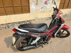 Runner Kite 110 2020 Red