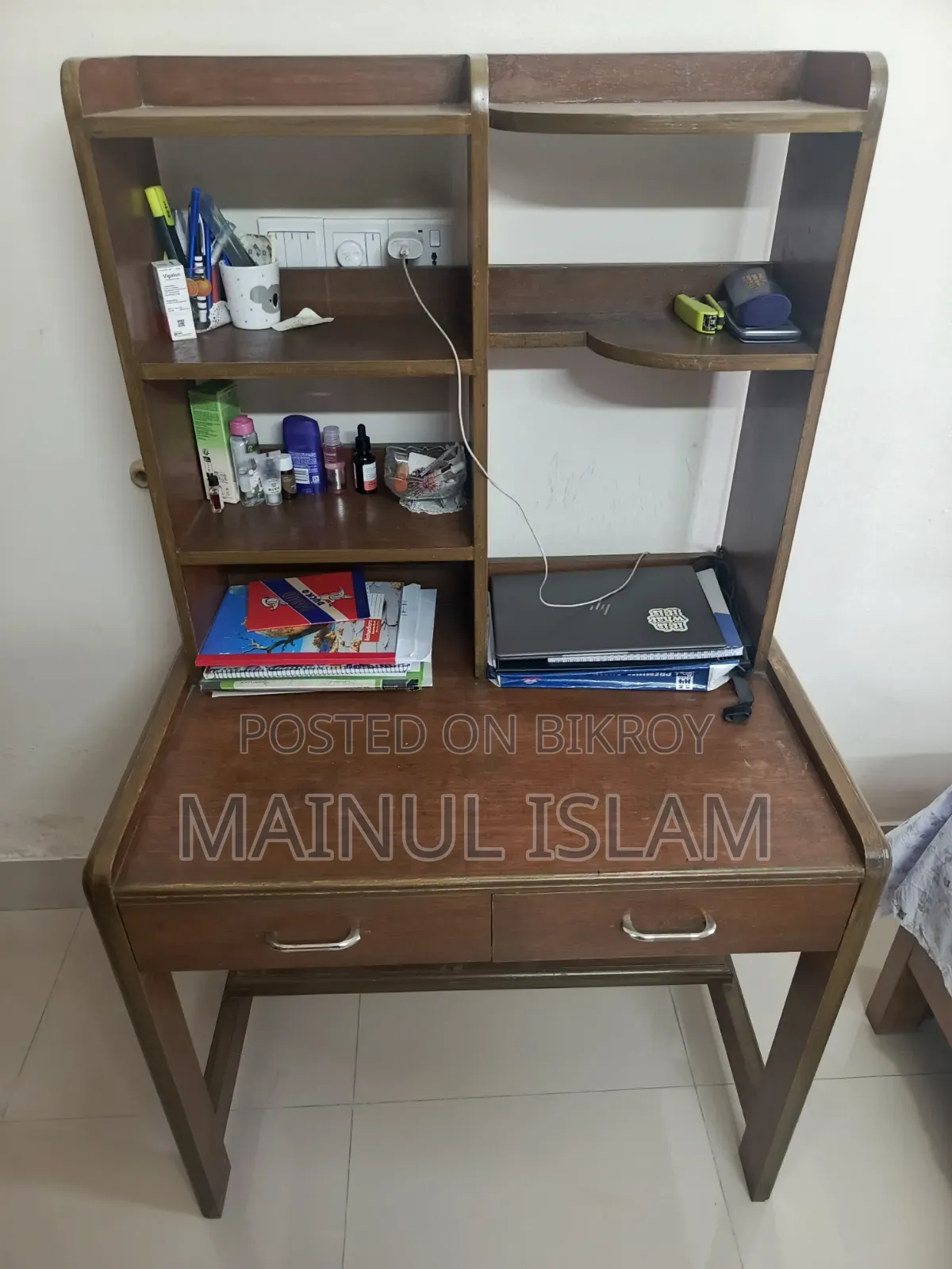 Reading Table