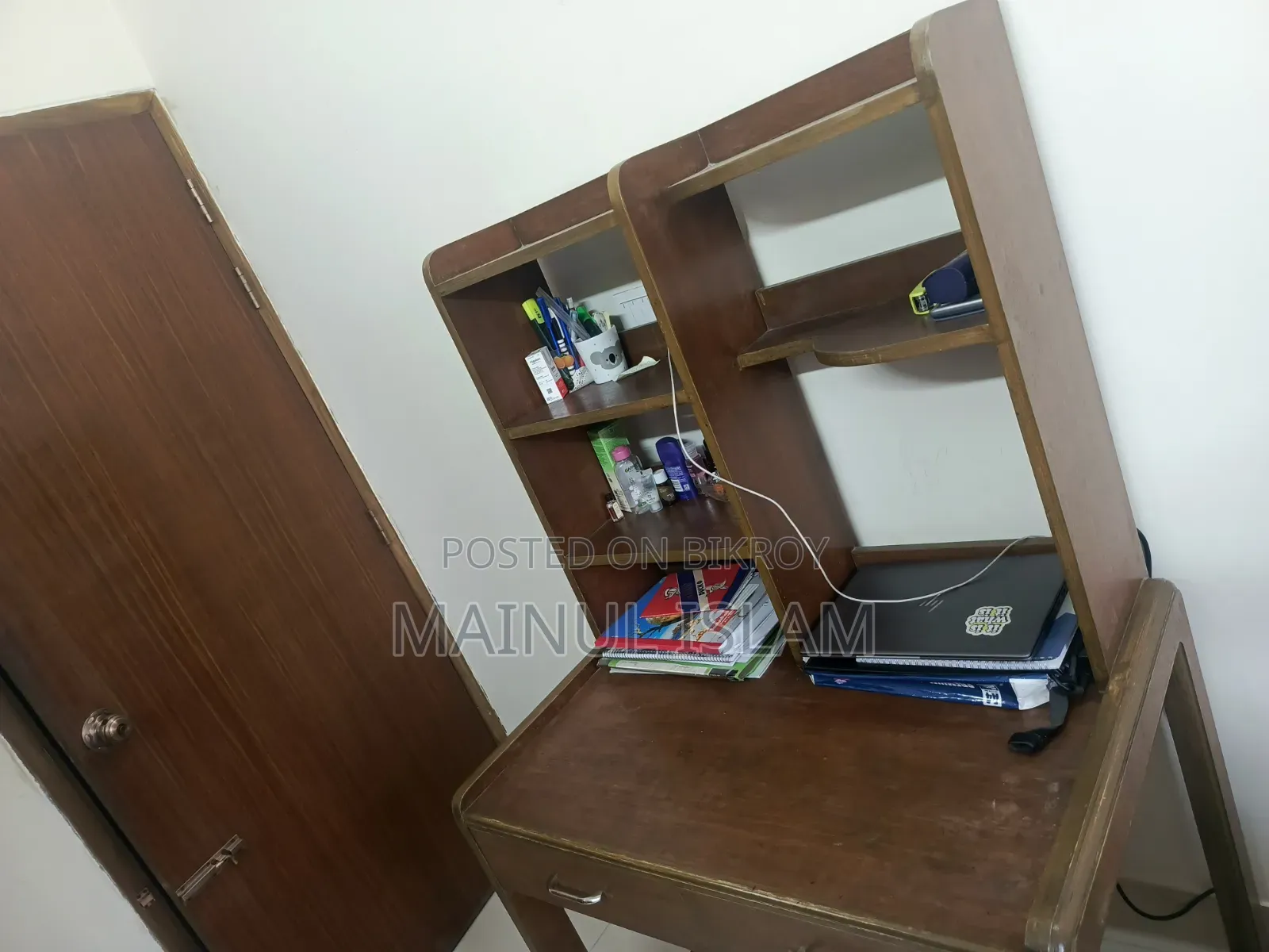 Reading Table