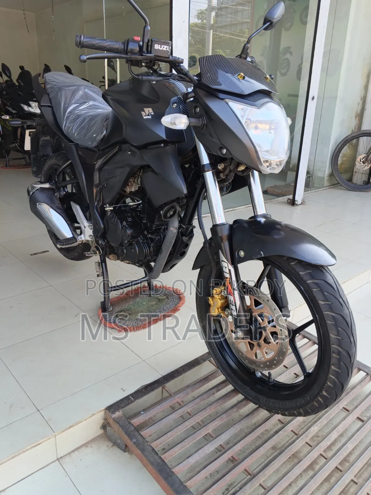 Suzuki Gixxer 2024 Black