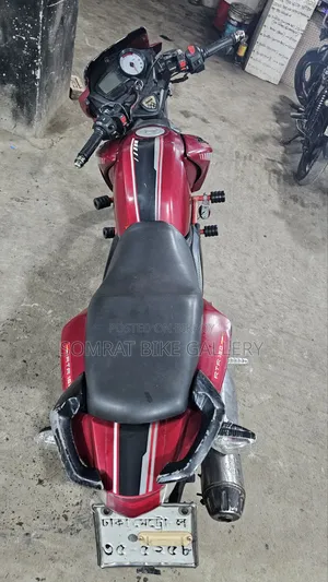 TVS Apache RTR 160 2V 2021 Red