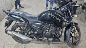 TVS Apache RTR 160 2V 2021 Black