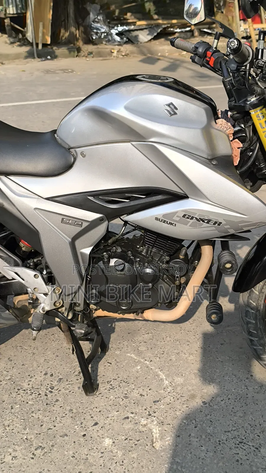 Suzuki Gixxer 2022 Silver