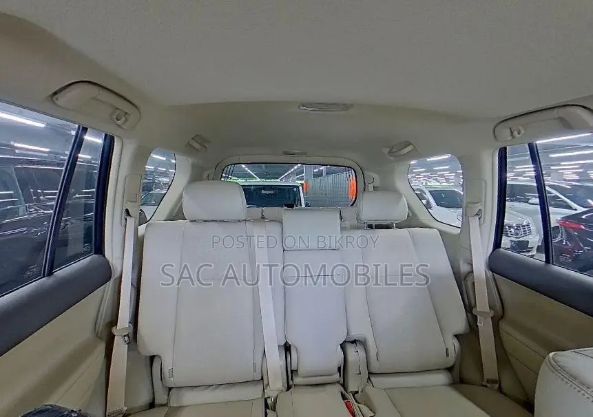 New Toyota Land Cruiser Prado 2.7 2022 Pearl