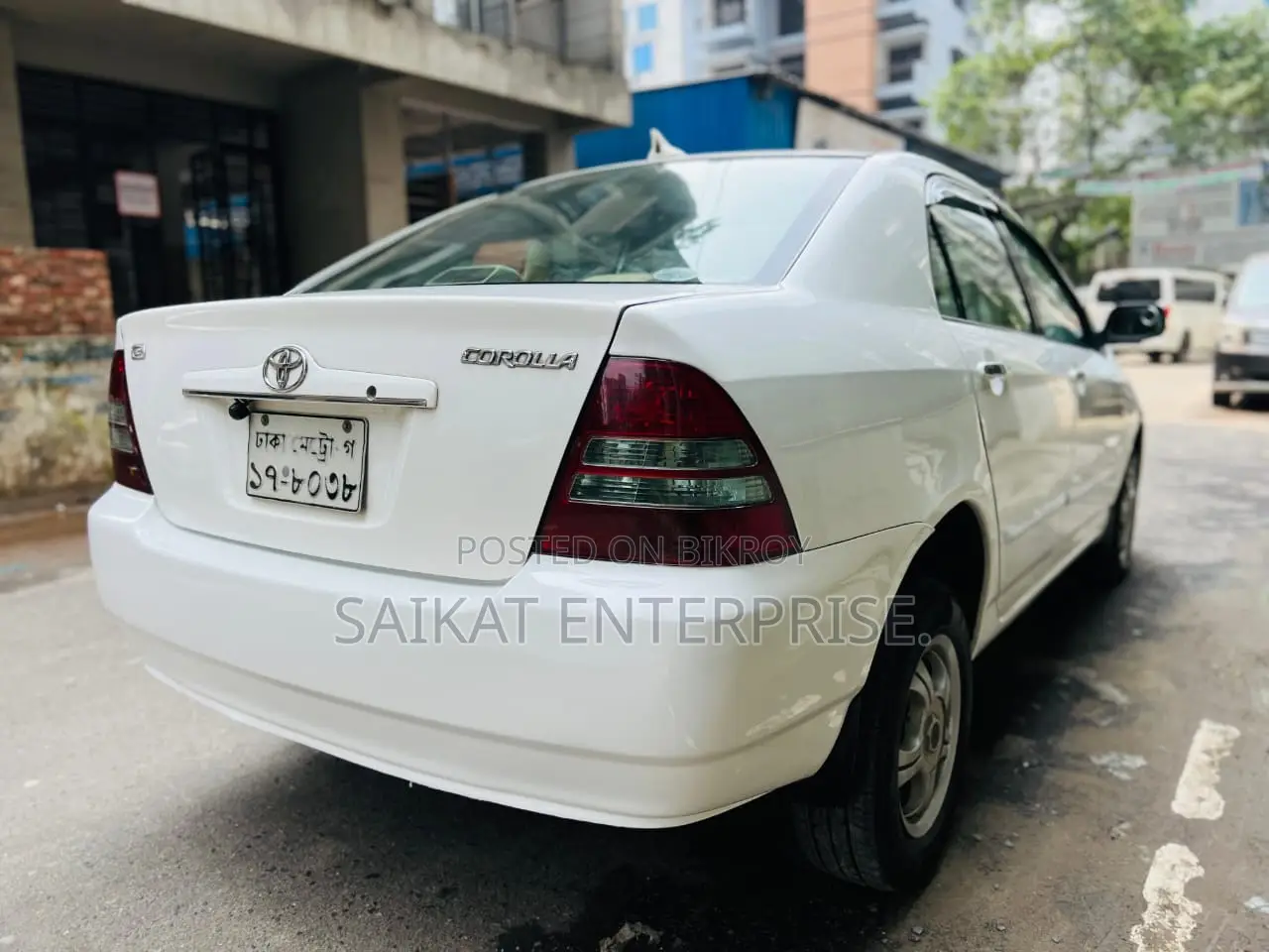 Toyota Corolla 2004 White