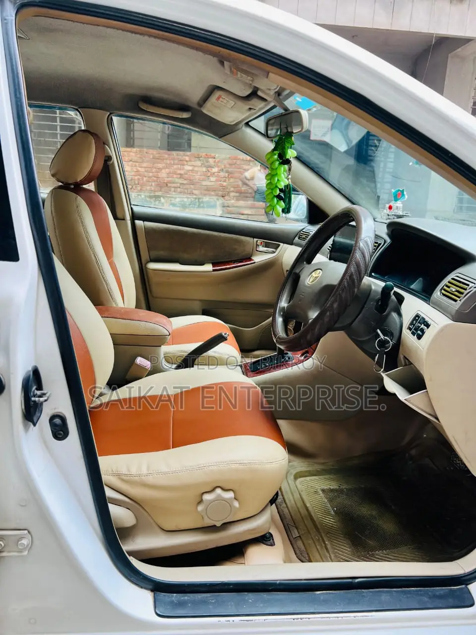 Toyota Corolla 2004 White