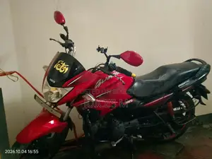 হিরো গ্ল্যামার ২০১৮ রেড