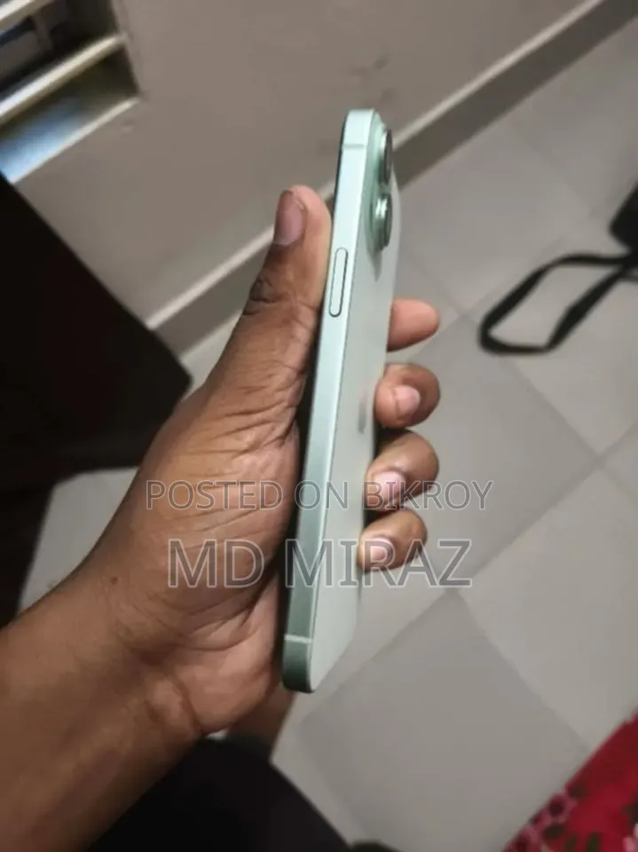 Apple iPhone 15 Plus 128 GB Green