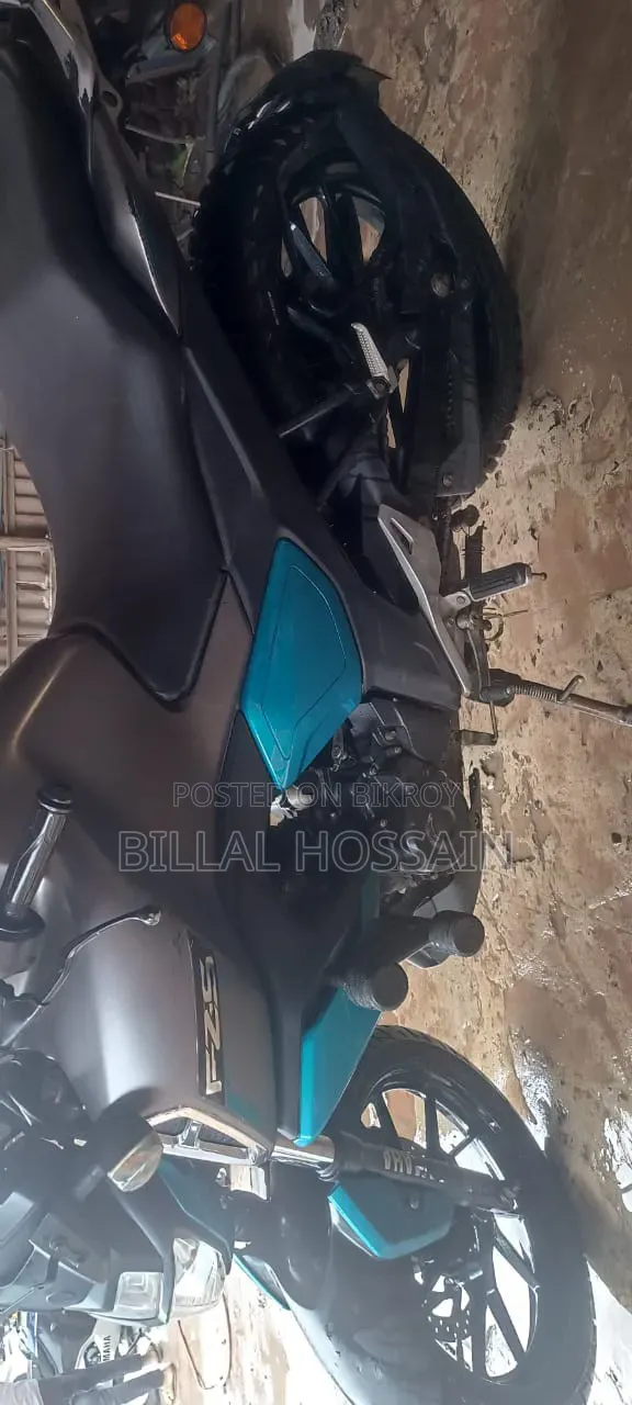 ইয়ামাহা এফজেডএস ভি৩ ২০২১ গ্রে