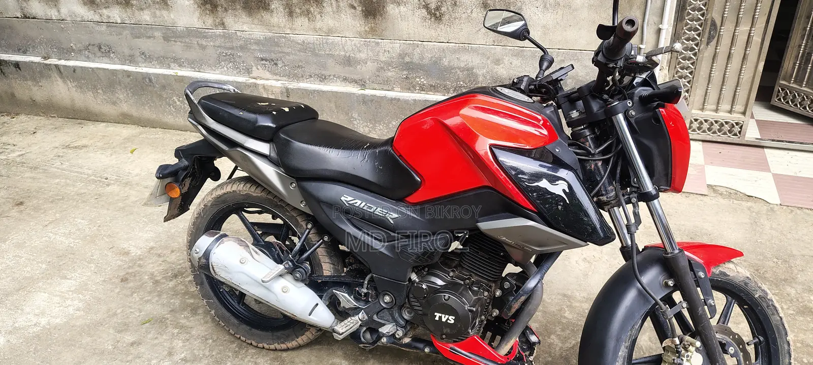 TVS Raider 125 2023 Red