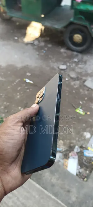 New Apple iPhone 12 Pro 128 GB Blue