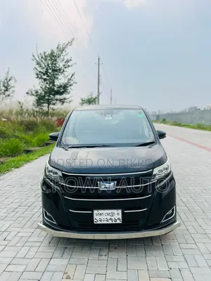 টয়োটা নোয়া ১.৮ এফডব্লিউডি হাইব্রিড (৭ সিটার) ২০২০ কালো
